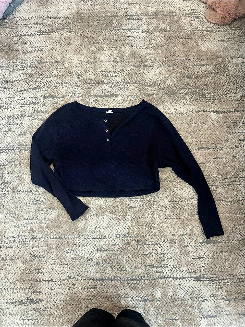 Garage Ribbed Button-Front Long Sleeve Crop Top Black Small
